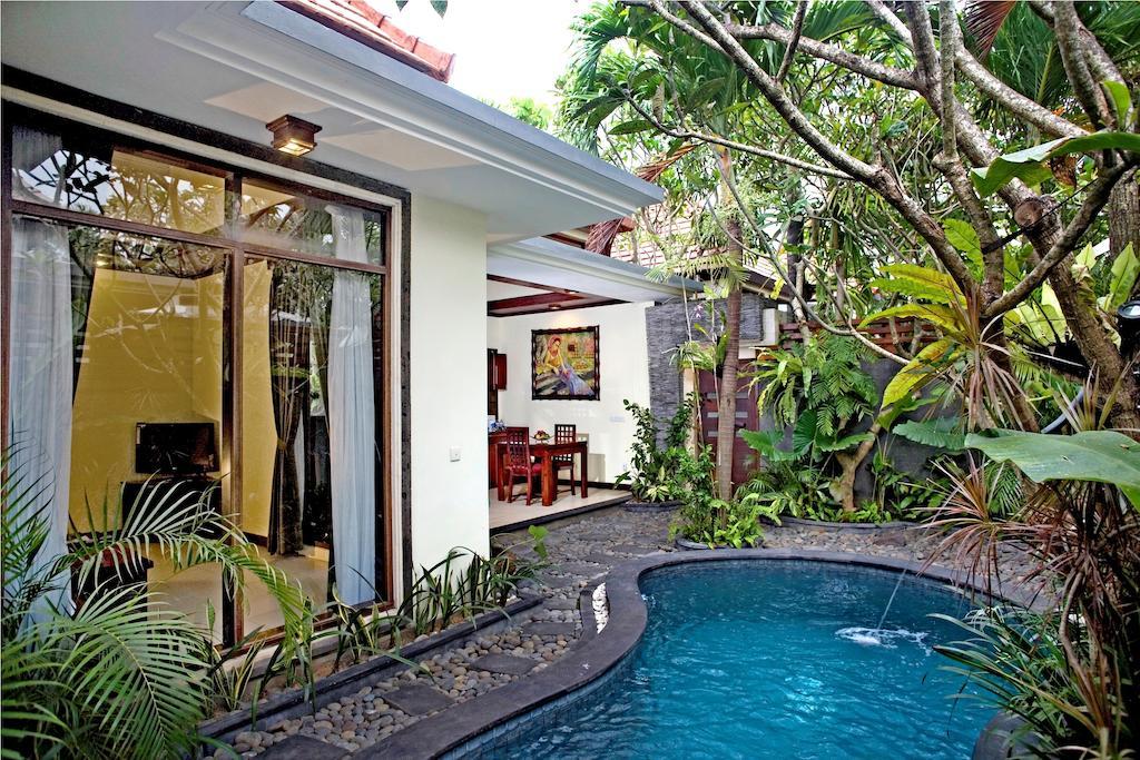 The Bali Dream Suite Villa Seminyak Rum bild